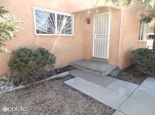 508 Buena Vista Dr SE, Albuquerque, NM 87106