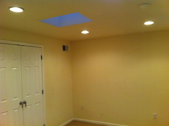 4th image of 1027-31 N 4th St #U