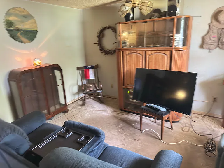8014 Botany Ln — Photo 13
