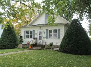 703 3rd Ave E, Cresco, IA 52136