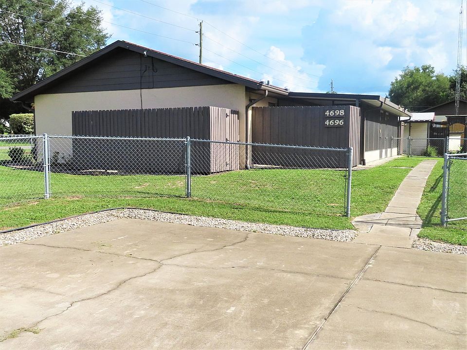 136th Lane parking entrance.