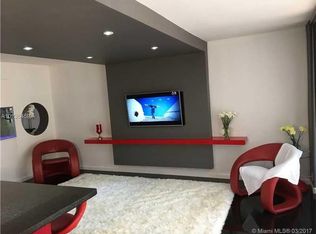 932 NE 27th Ave, Hallandale Beach, FL 33009