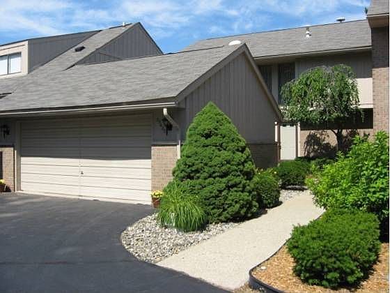 1st image of 35420 Heritage Ln