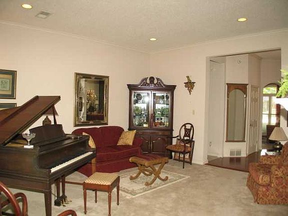 4th image of 7542 Cordova Club Dr E