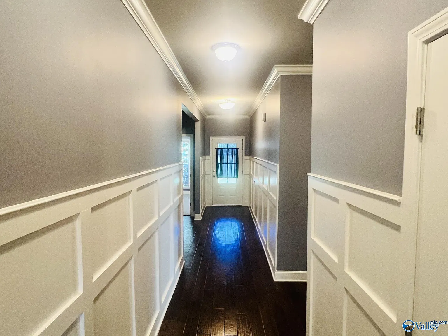 4 bed, 3.0 bath, 2167 sqft, $2,245 — Photo 3