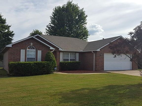 2nd image of 504 Katie Ln