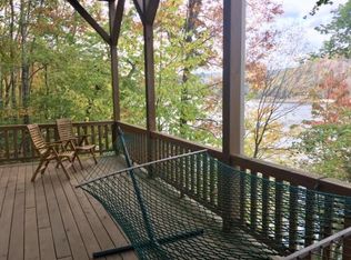 1690 Lake Shore Dr, Topton, NC 28781