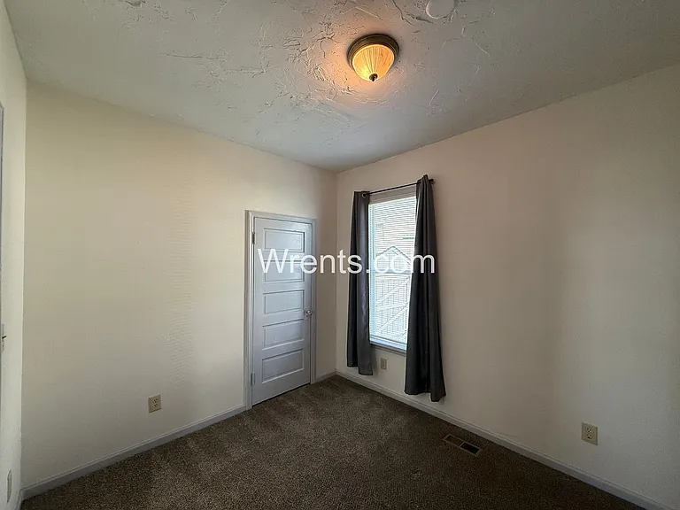 1007 W Frederick Ave — Photo 8