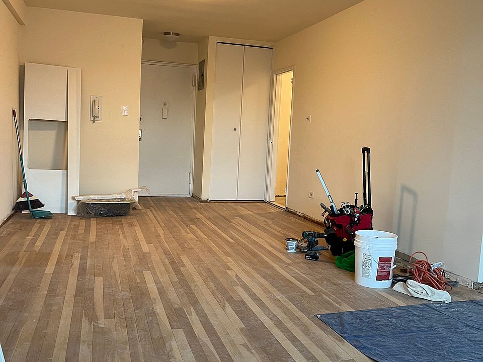 2nd image of 14212 41st Ave APT 6D
