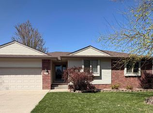 2424 E Military Ave, Fremont, NE 68025
