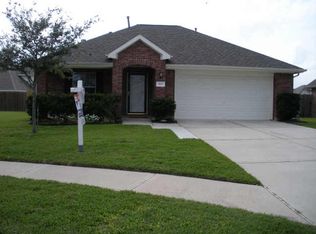 613 29th Ave N, Texas City, TX 77590