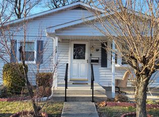 118 Compass Rd, Middle River, MD 21220