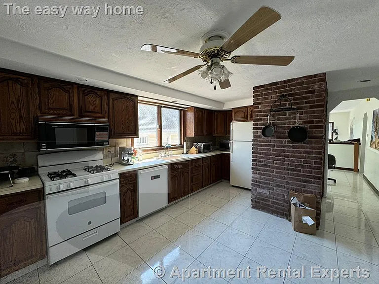 19 Mason St #2 — Photo 11