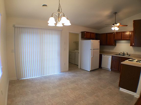 330RH-03-KitchenWide_01132015