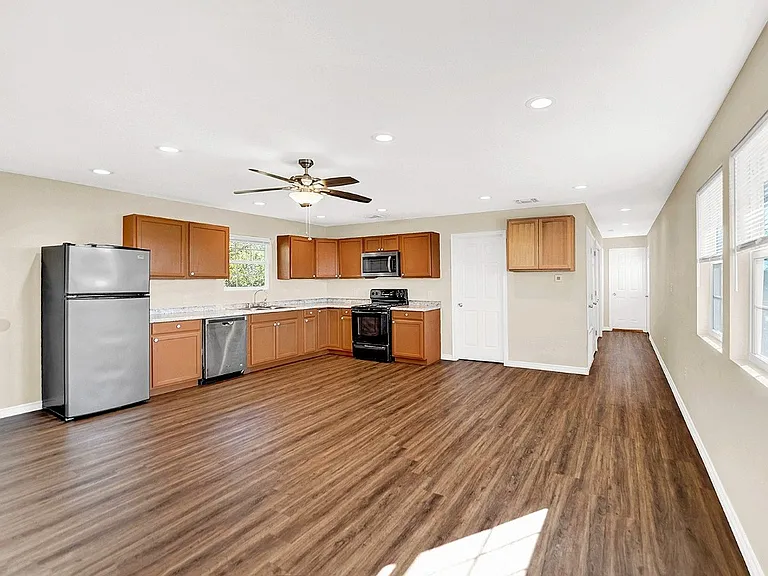 207 Oakwood Loop #207 — Photo 17