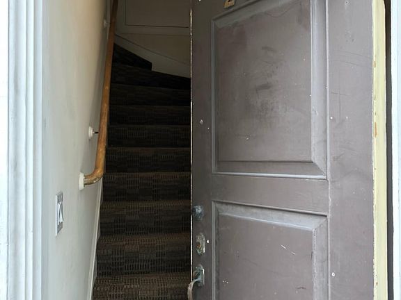 2nd image of 2305 Webster St #2305