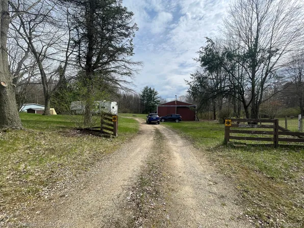 2314 Johnson Mill Rd, North Branch, MI 48461