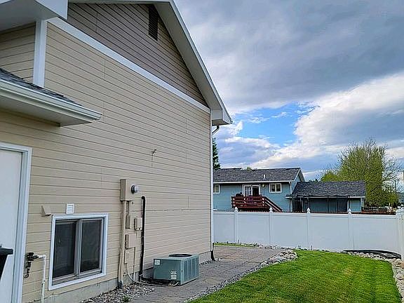 5th image of 3601 Granger Ave W