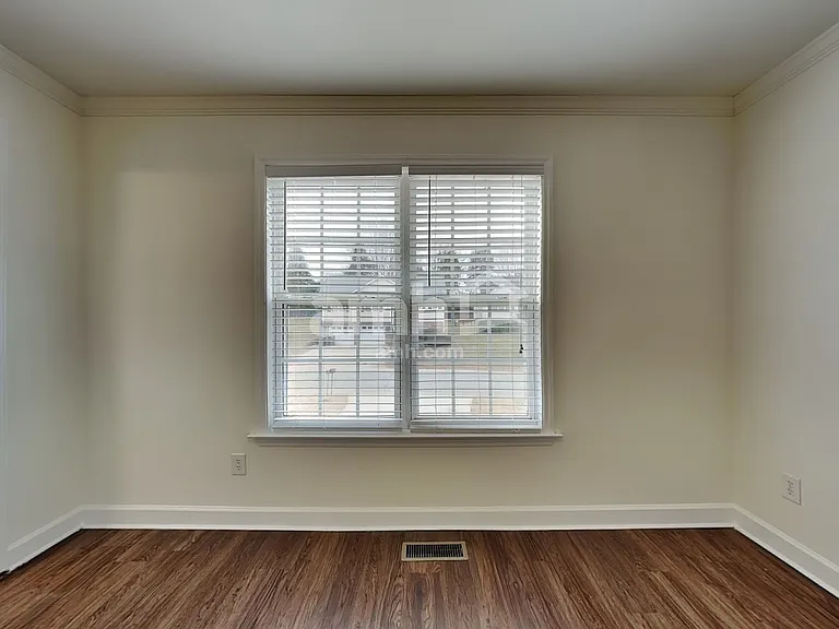 4735 Eagle Path — Photo 10