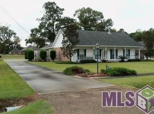 41345 Evans Rd #J, Prairieville, LA 70769
