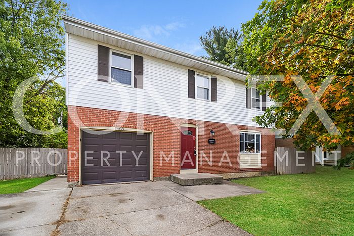 1st image of 10838 Sprucehill Dr