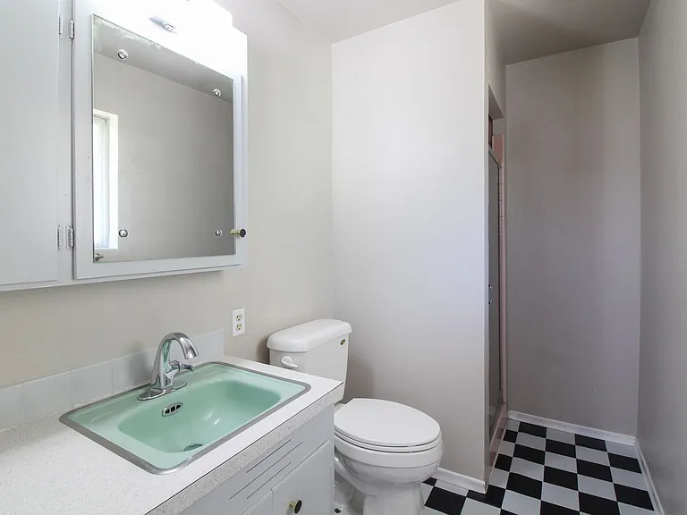 1500 Woodbury St — Photo 13