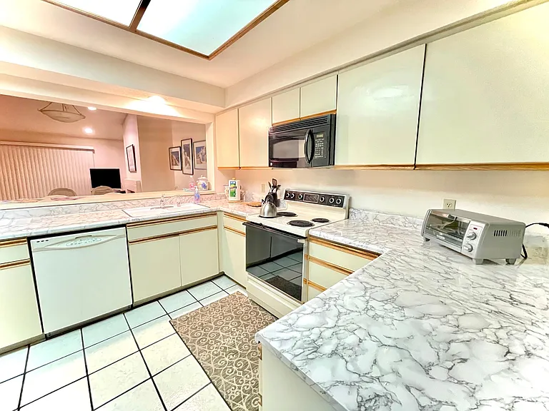 365 Desert Falls Dr E — Photo 17