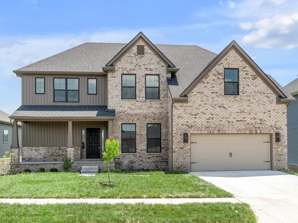 261 Blackthorn Dr, Nicholasville, KY 40356