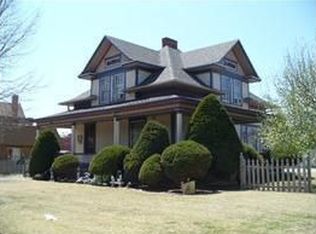 103 S Ninnescah St, Pratt, KS 67124