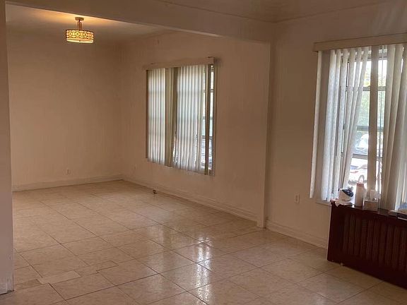 3rd image of 7824 16th Ave #2