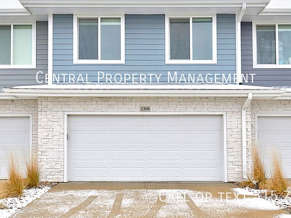 4th image of 2306 SE Chayse Ln