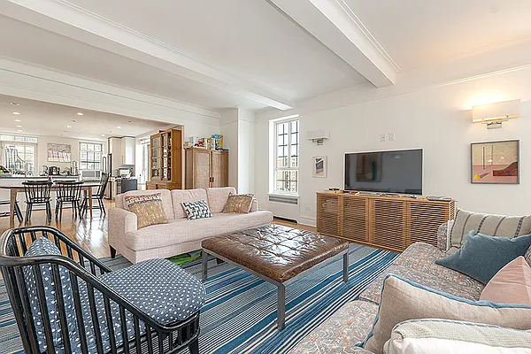 Rented by Rita S Citrin, LREB | media 29