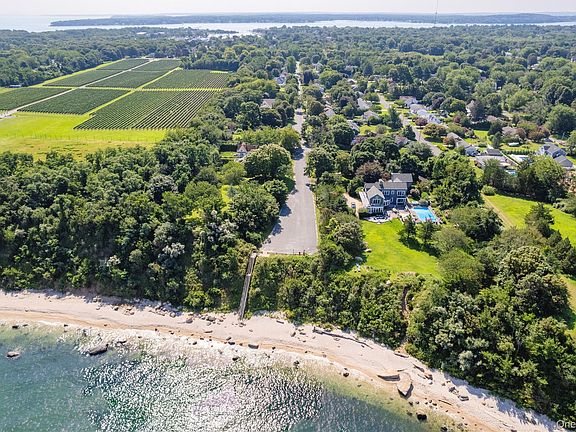 3rd image of 435 Sound Road