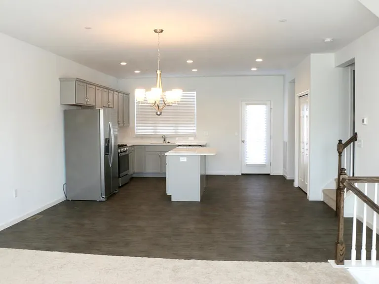 1815 Shady Ln — Photo 7