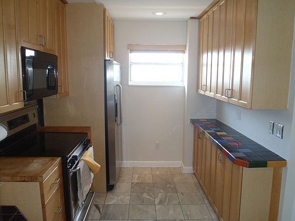 5th image of 1615 West Ave APT 503