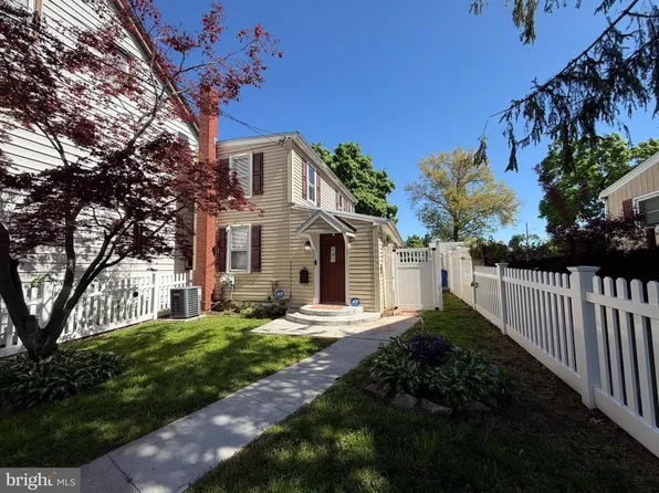 207 West St, Pottstown, PA 19464