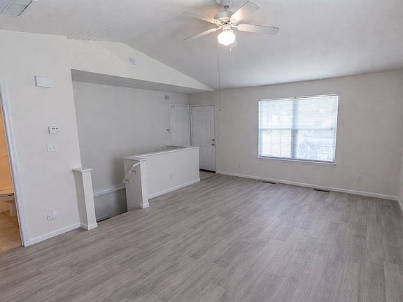 4th image of 3334 Saint Charles Rd