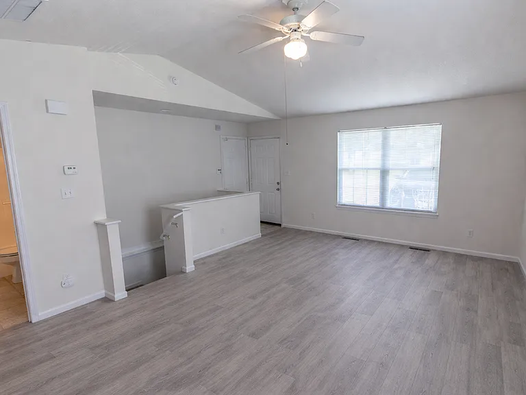 3334 Saint Charles Rd — Photo 4