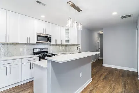 336 E Russell St #2 — Photo 11