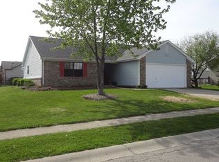 842 Dream March Dr, Greenfield, IN 46140