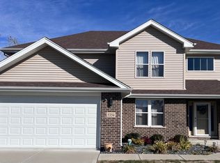 5354 Northwind Dr, Richton Park, IL 60471