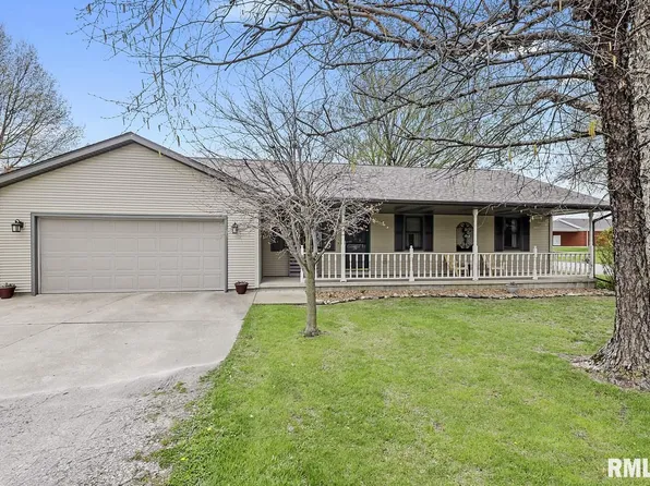 115 S Sangamon St, Auburn, IL 62615