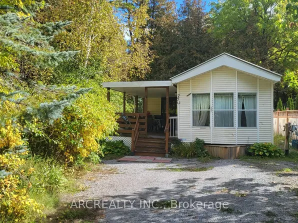 77 Horseshoe Cir, Georgina, ON L0E 1N0