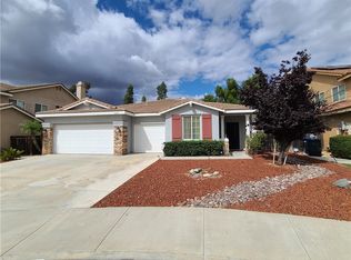 25470 Chesterfield Ln, Wildomar, CA 92595