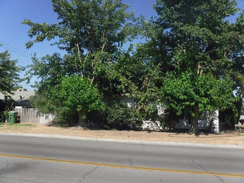 2nd image of 2148 Chestnut St