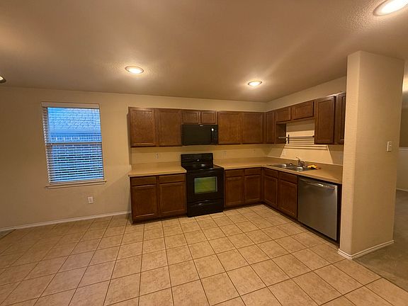 3rd image of 12926 Adela Dr