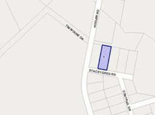 33 Stacey Greg Rd, Hampstead, NC 28443