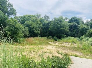 7 Main St, Sturbridge, MA 01566