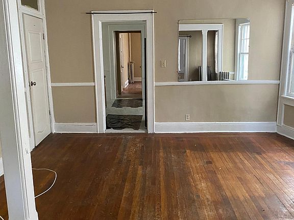 4th image of 199 Hillside Ave Floor 1