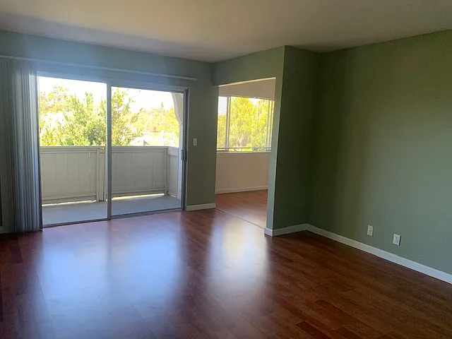 1920 Latham St #15 — Photo 11